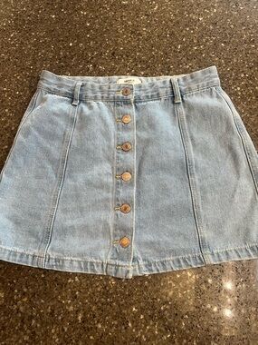 Forever 21 Light Blue Button-Front Denim Mini Skirt Size M Summer Spring Beachy